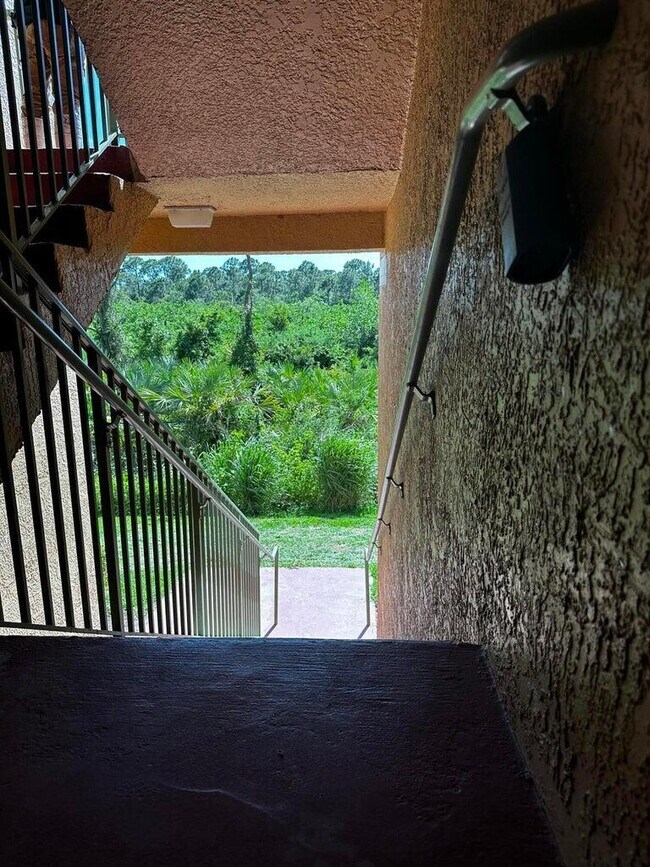 Foto del edificio - 3615 NW Adriatic Ln