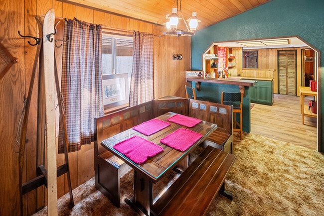 Building Photo - Charming 2 Bedroom Home in Erwin Lake