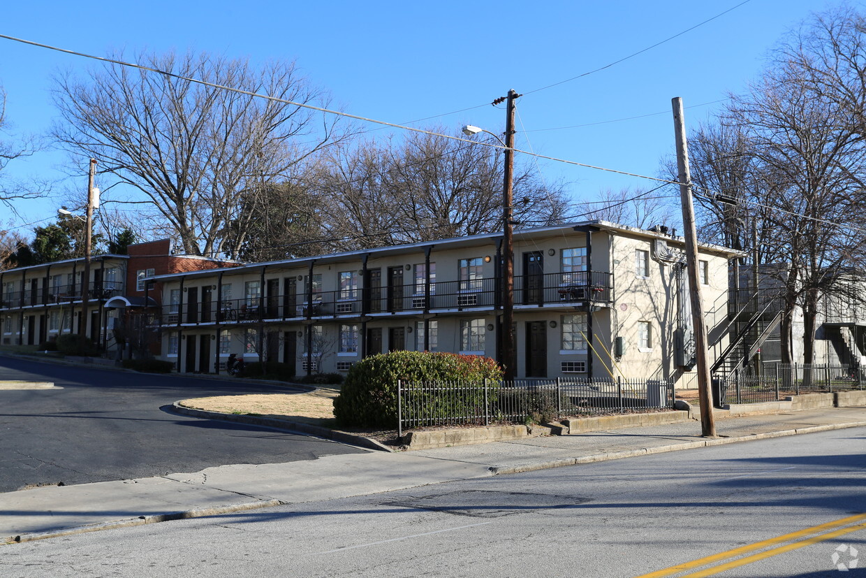 Foto del edificio - Henderson Place Apartments