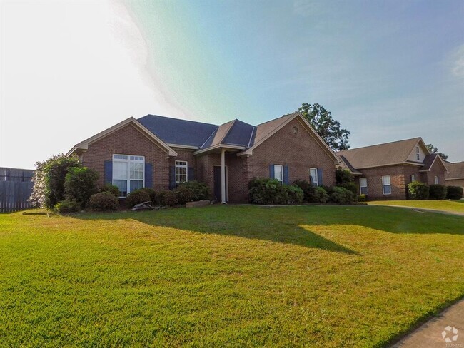 Building Photo - 601 Stirling Ridge
