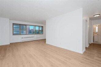 Building Photo - 444 Neptune Ave