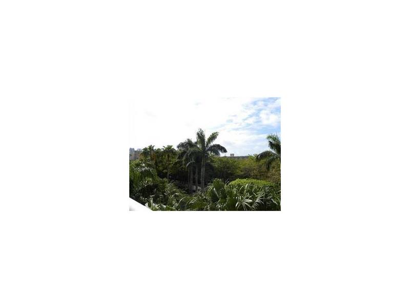 Primary Photo - 2000 Island Blvd