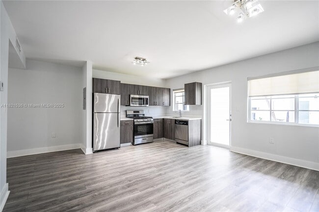 Foto del edificio - 331 85th St