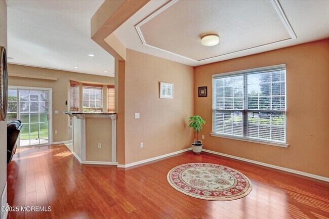 Foto del edificio - 150 Nathan Dr