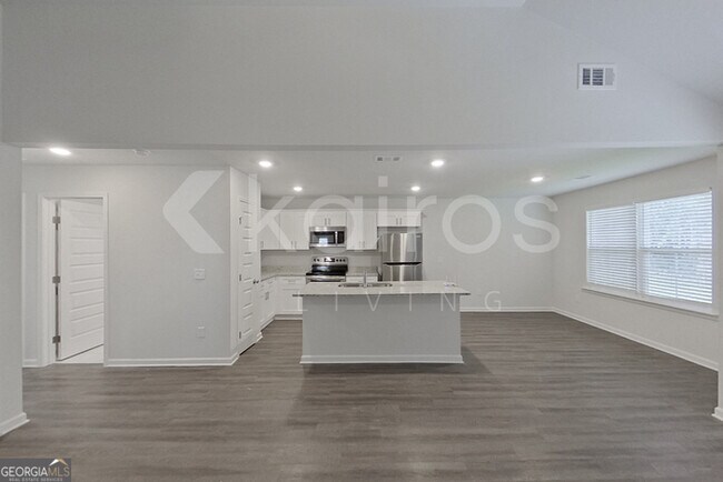 Foto del edificio - 142 Western Red Cedar Dr