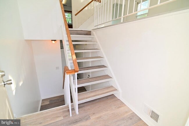 Building Photo - 3721 Edmond Way