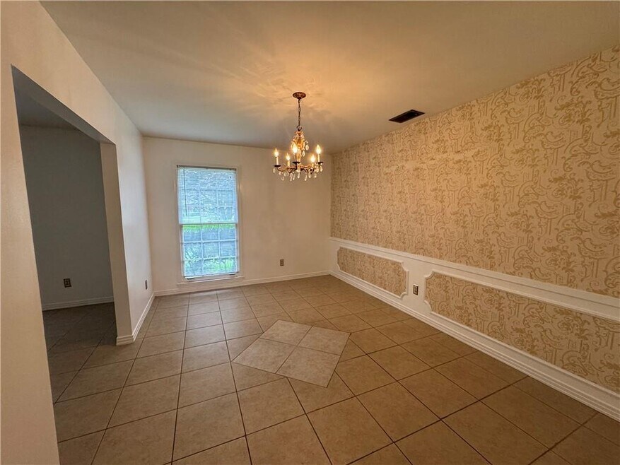 1054 Gallen Ct