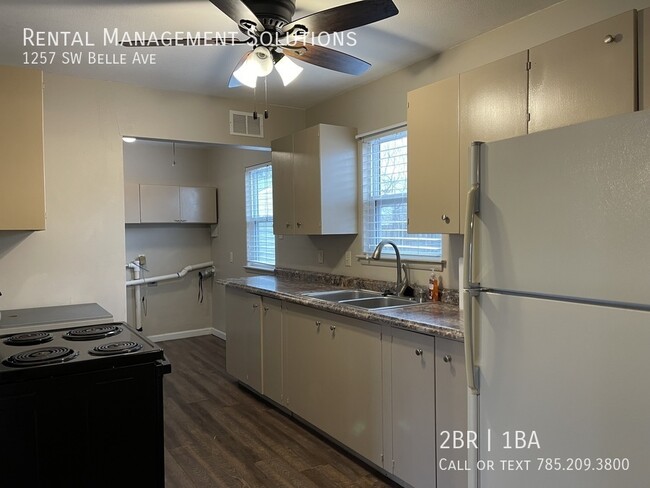 Foto del edificio - *Near Hillsdale Park* 1257 SW Belle Ave- 2...