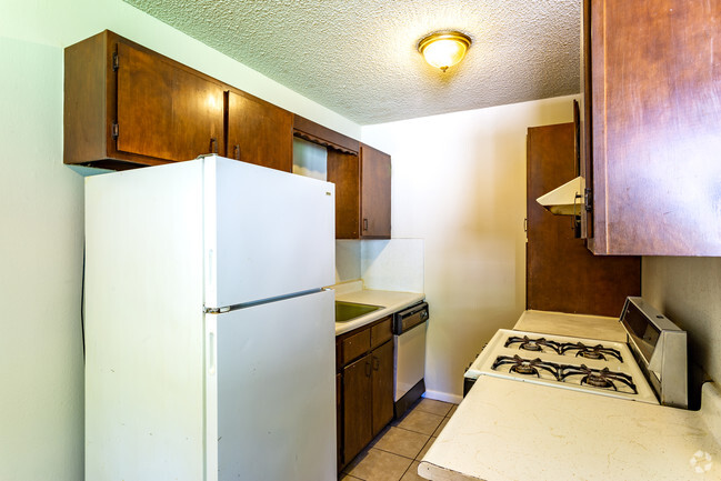 1HAB, 1BA - 650 ft² - Victor South Apartments