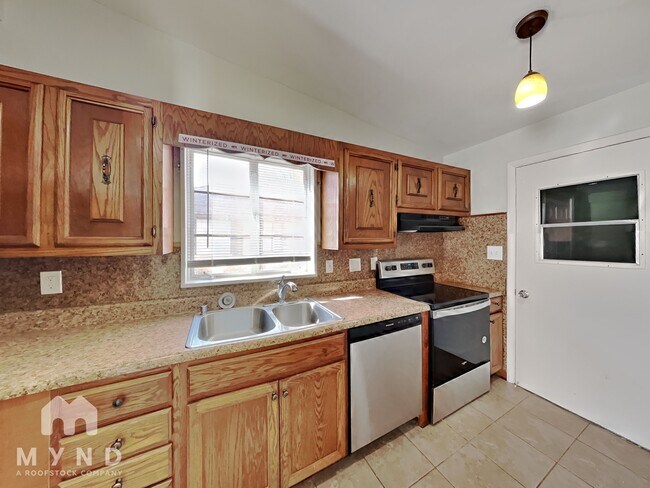 Foto del edificio - 1812 Stone Rd