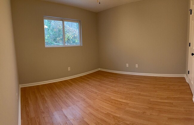 Foto del edificio - Lovely 2 Bed/1Bath Condo for Lease in Doraville