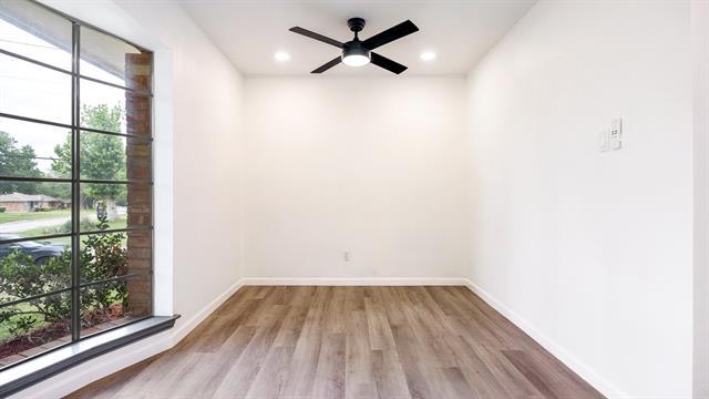 Building Photo - 400 Brookhollow Cir