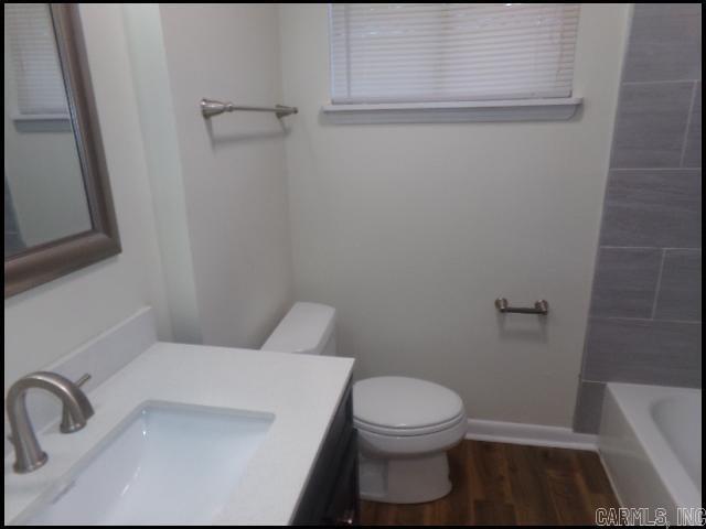 Building Photo - 408 Pickwick Ln