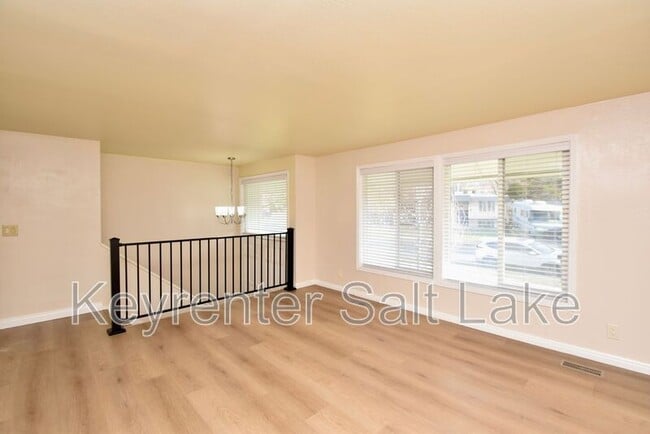 Foto del edificio - 9408 Turnpike Ln