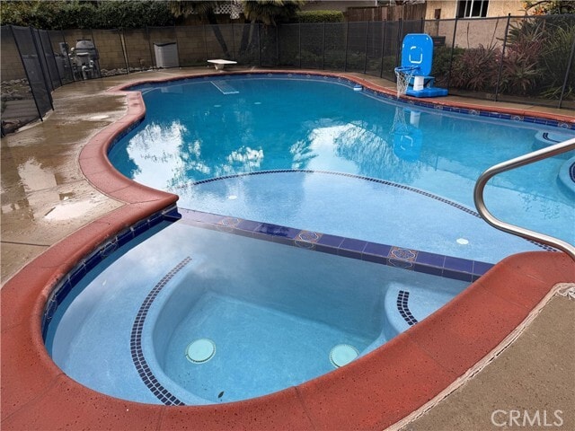 Building Photo - 346 Juilliard Dr