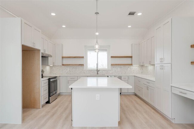 Foto del edificio - 3850 Bell Springs Rd
