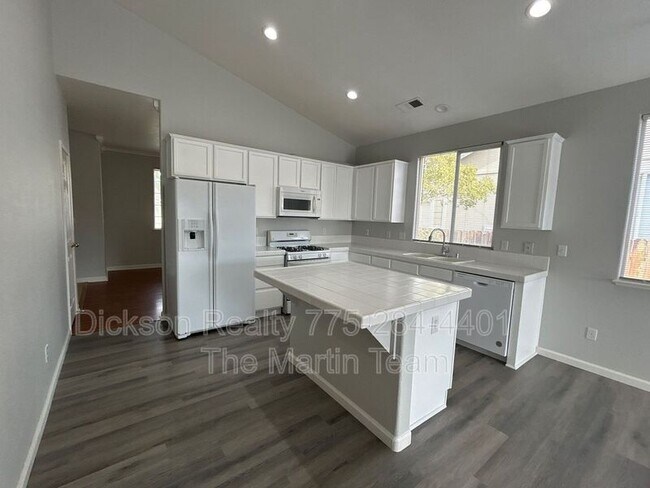 Foto del edificio - 2841 Granville Dr