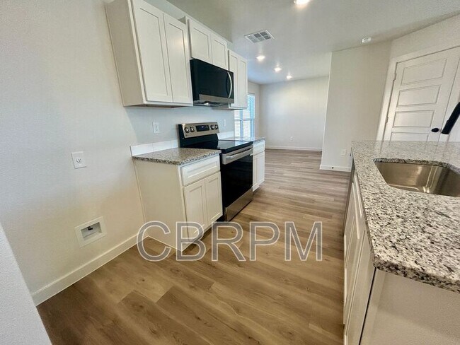 Foto del edificio - 13822 Fremont Ave