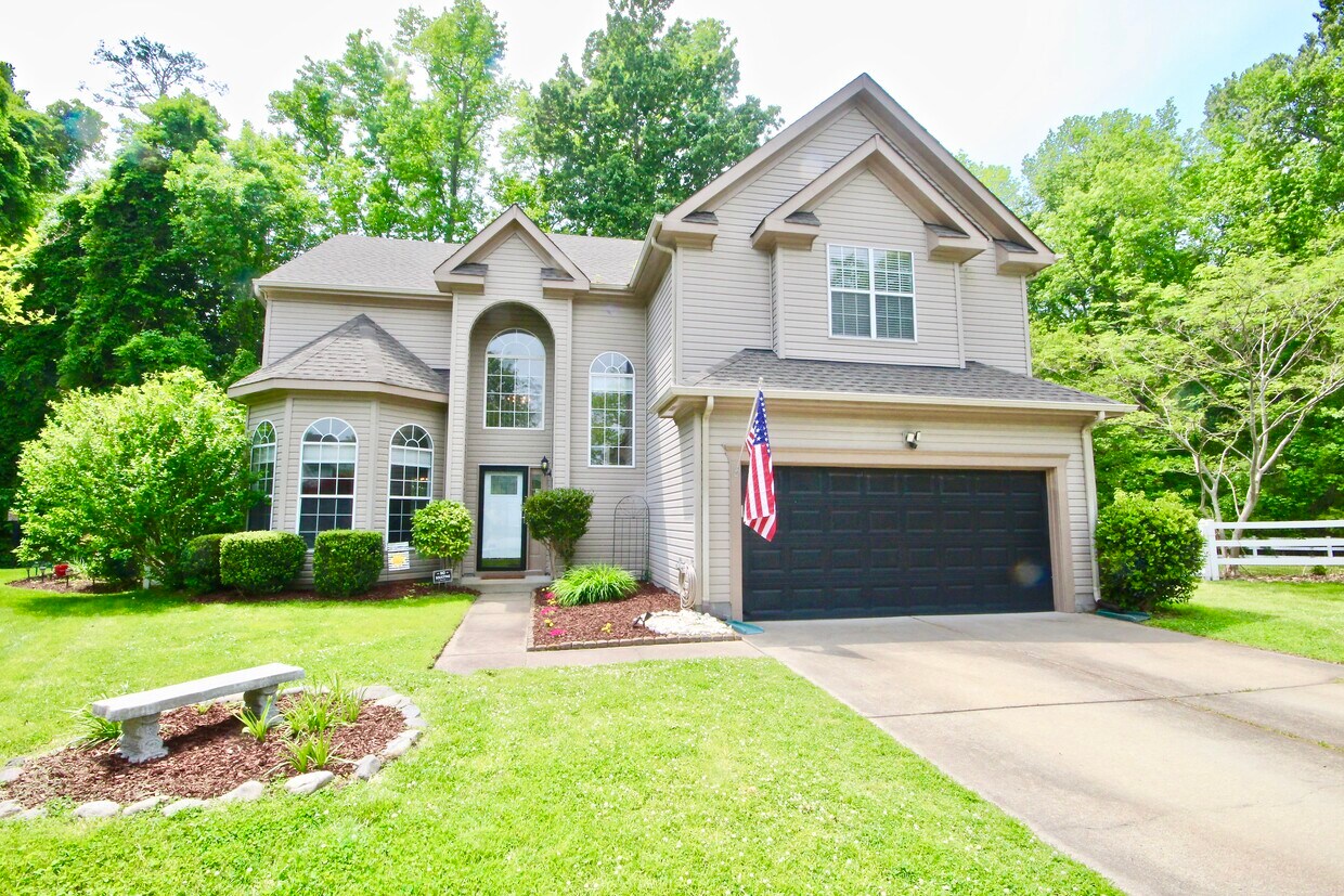 Primary Photo - 2501 Penshurst Way