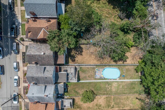 Foto del edificio - Stunning 3 bedroom home in Pittsburgh avai...