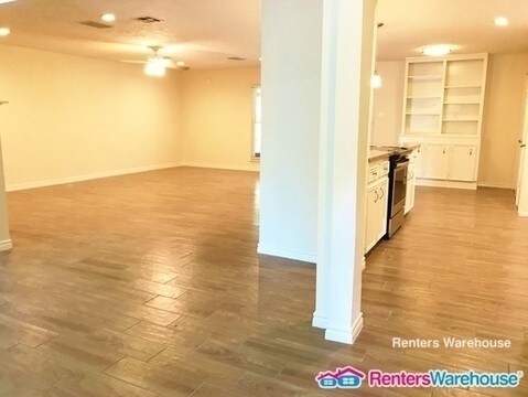 Building Photo - 1505 Shady Glen Dr