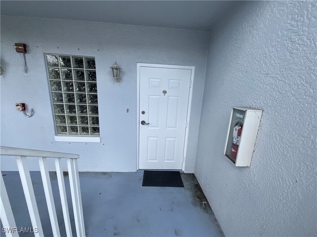 Foto del edificio - 8358 Bernwood Cove Loop