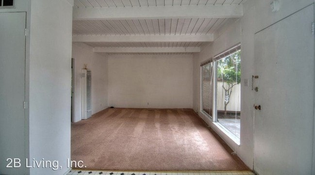 Building Photo - 1105 Woodside Rd