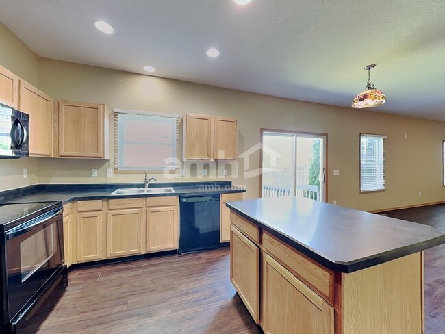 Building Photo - 5632 Larksdale Dr