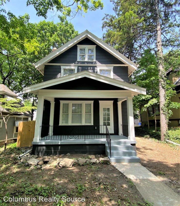 Foto principal - 5 br, 3 bath House - 224 E Northwood Ave