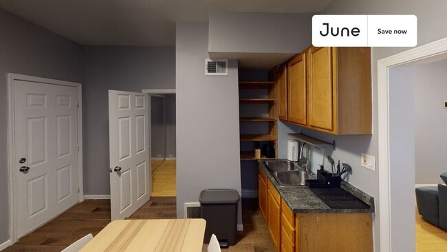 Foto del edificio - 2611 W Armitage Ave