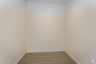1BR, 1BA - 724SF - Stadium Apartments