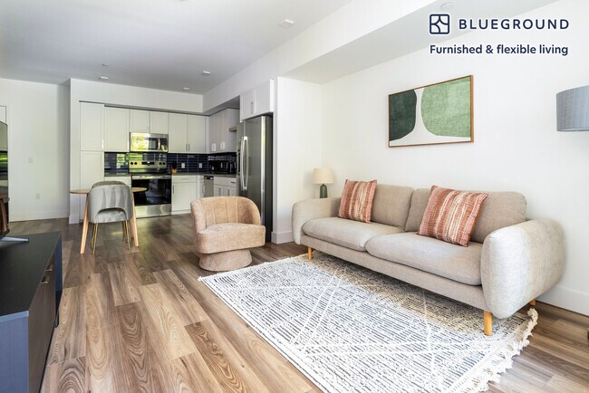 Foto del edificio - 85 Cleaveland Rd