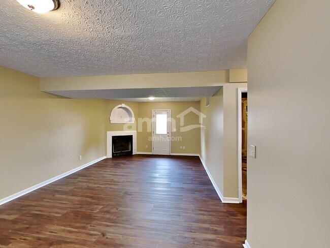 Foto del edificio - 372 Thompson St