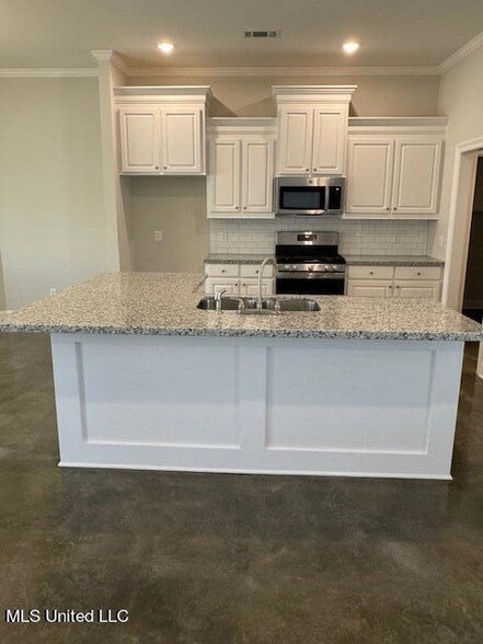 Foto del edificio - 248 Chartleigh Cir