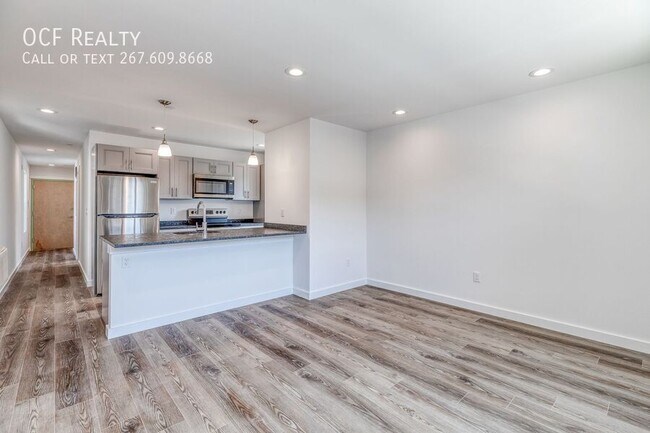 Building Photo - 751 N 43rd St