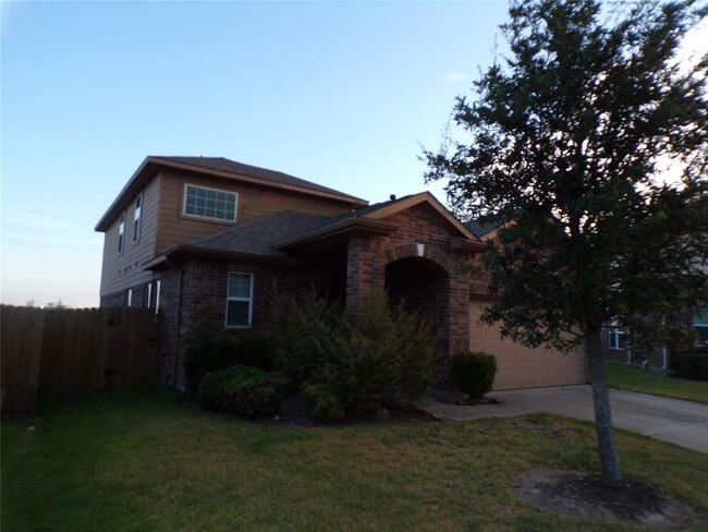 Building Photo - 27023 Barrow Glen Dr