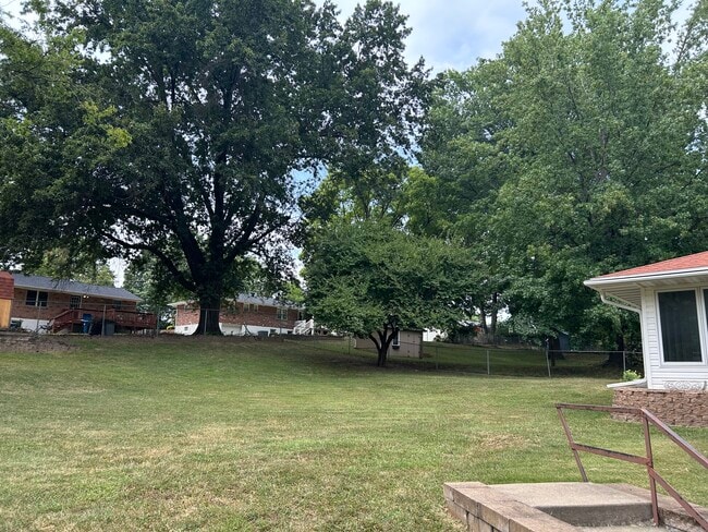 Building Photo - 207 Norris Dr