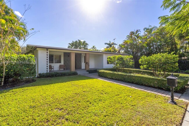 Foto del edificio - 5930 SW 47th St