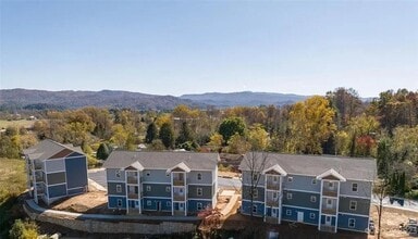 Building Photo - 95 Maple Grove Ln