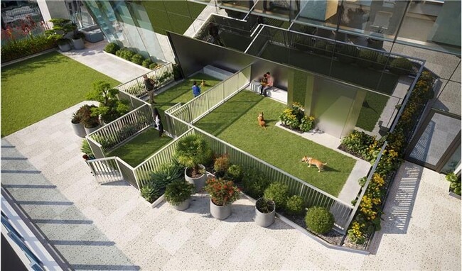 Foto del edificio - 320 W 6th St