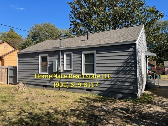 Building Photo - 2747 Henley Dr