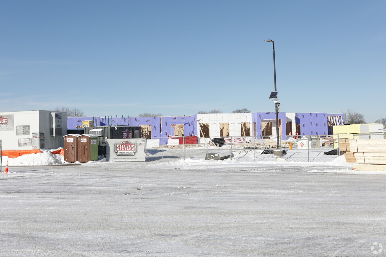 New Perspective Arden Hills Apartments in Arden Hills, MN