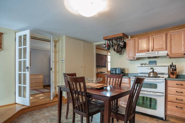 Foto del edificio - 2415 19th St