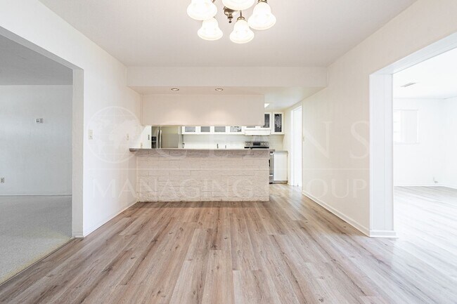 Foto del edificio - Beachside Ormond Beach Home