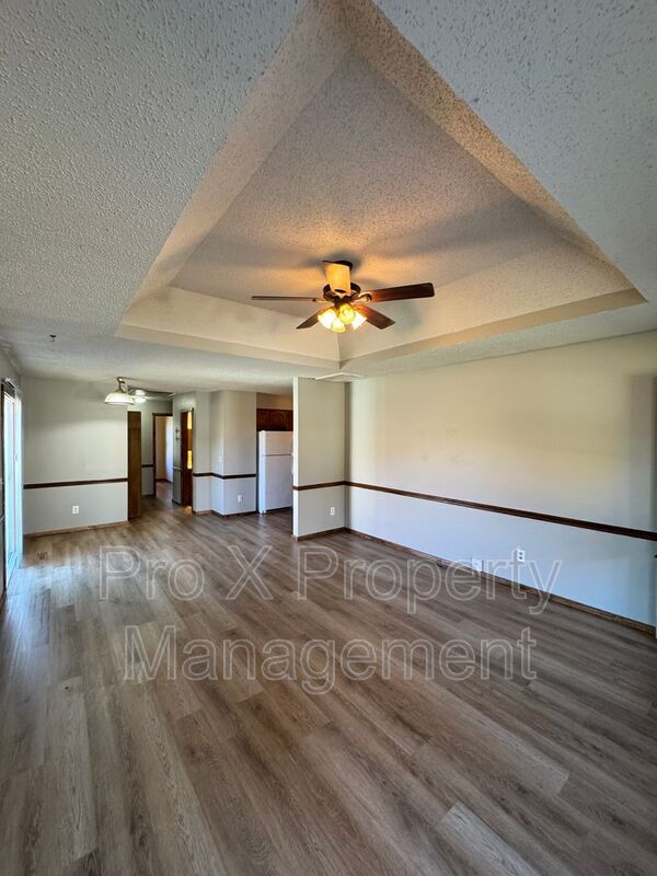 Building Photo - 3724 Farm Rd