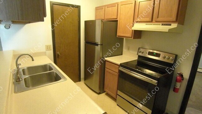 Building Photo - 1309 Kirkwood Dr