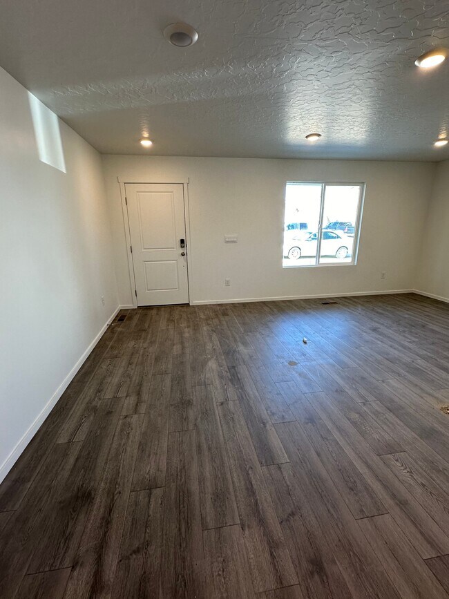 Foto del edificio - 253 Portside Ln