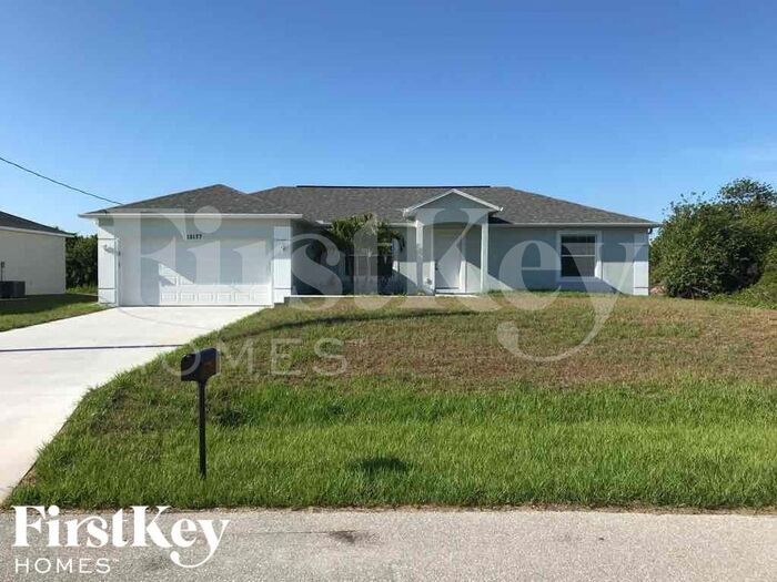 Foto principal - 12177 Helios Ave