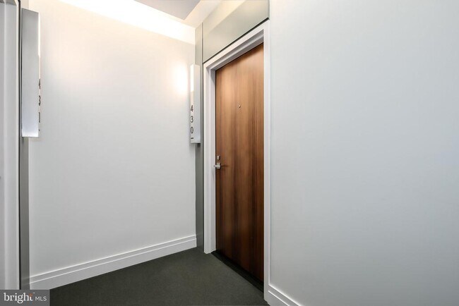 Foto del edificio - 525 Water St SW
