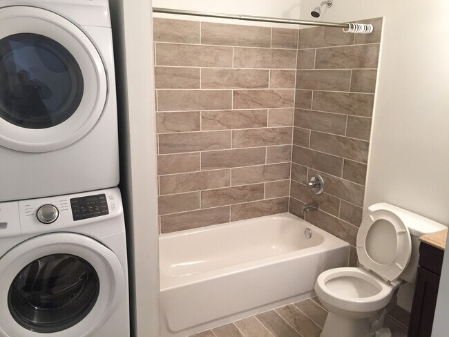 Photo - 601 N 39th St Apartment